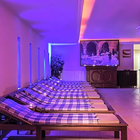 Botanik Hotel Odaonu